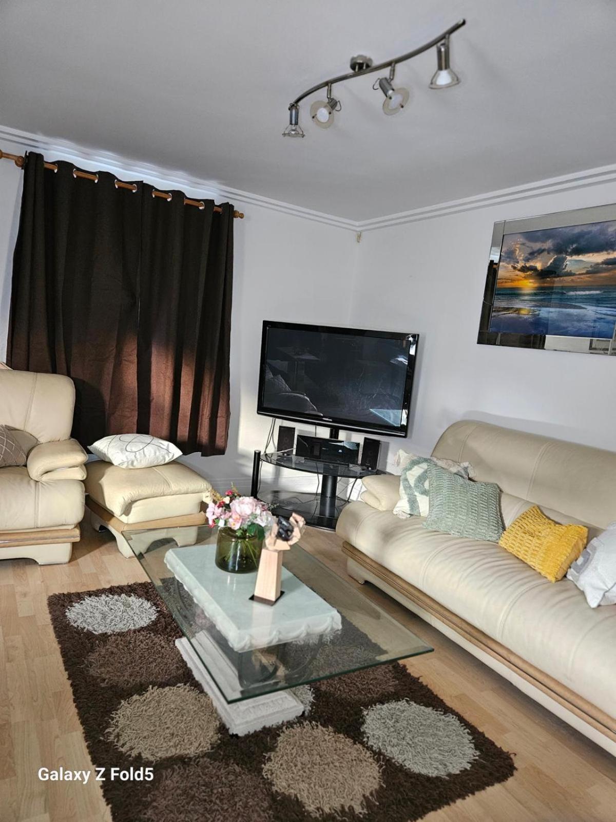 Spacious & Cosy Double And Single Bedrooms Close To Hendon & Colindale Tube Stations Kültér fotó