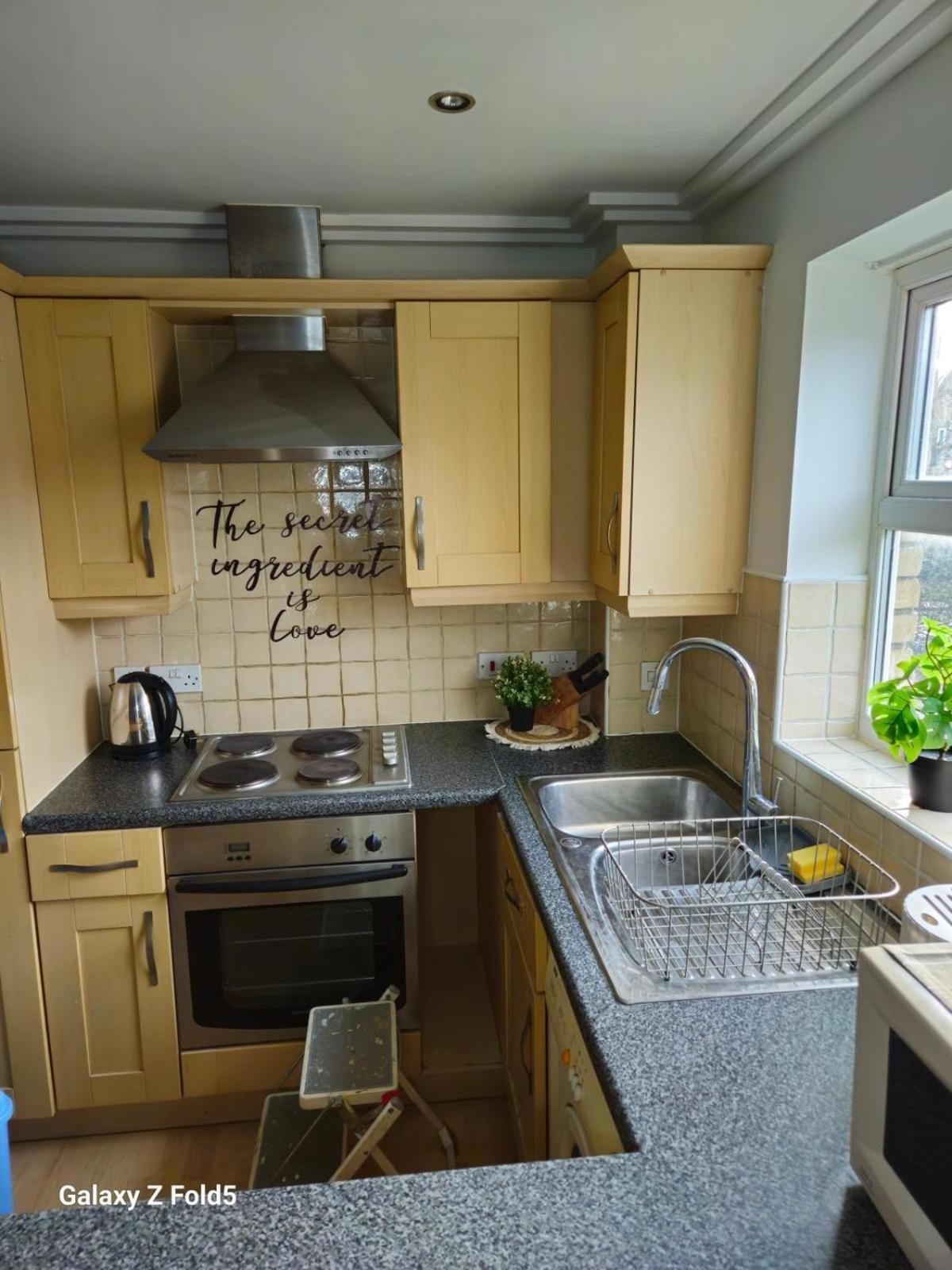 Spacious & Cosy Double And Single Bedrooms Close To Hendon & Colindale Tube Stations Kültér fotó