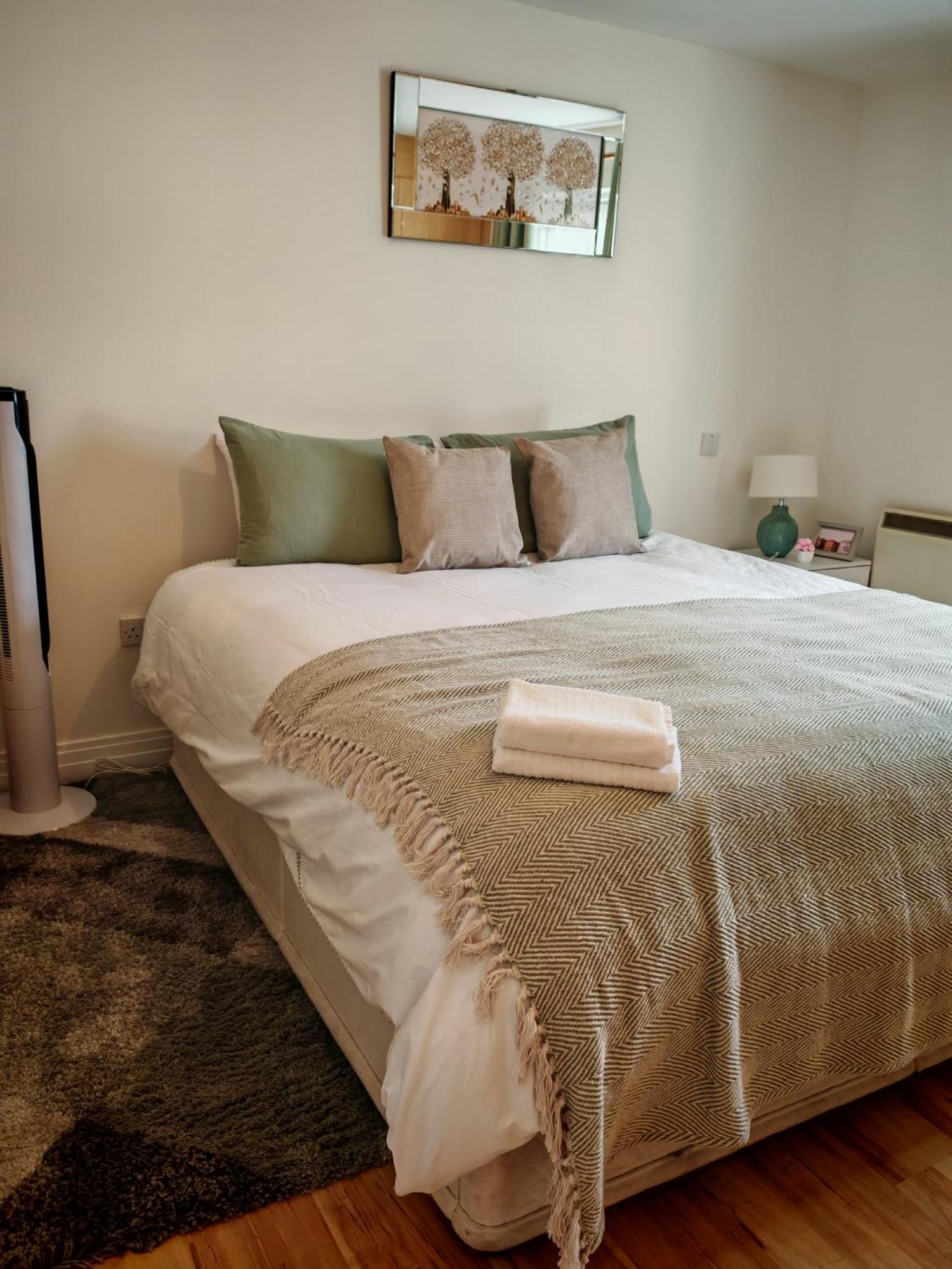 Spacious & Cosy Double And Single Bedrooms Close To Hendon & Colindale Tube Stations Kültér fotó